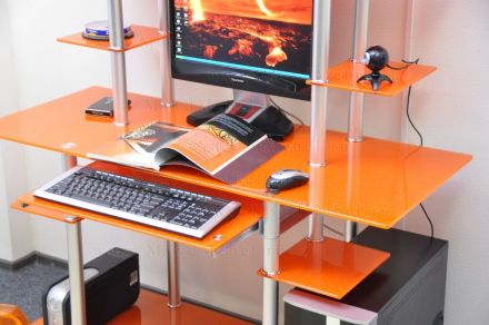 Стол компьютерный из стекла G019G6 стекло оранжевое с блёстками
