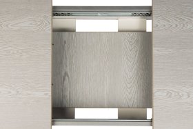 Стол раздвижной SIENALE  чёрное стекло дуб швейцарский каркас (смайл)